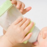 How to Bottle Feed A Baby?